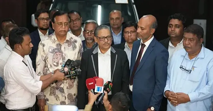 তারেক রহমানকে সমর্থন জানিয়ে ৪ স্বতন্ত্র প্রার্থী ভোট থেকে সরে দাঁড়ালেন