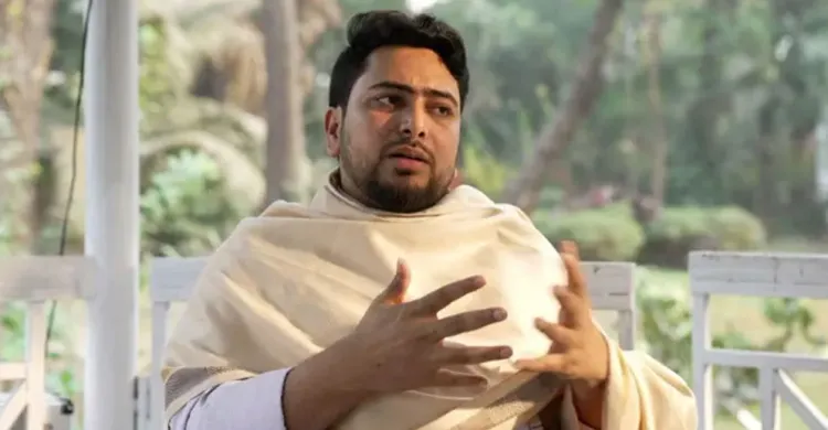 বেসরকারিভাবে জয়ী এনসিপির নাহিদ ইসলাম