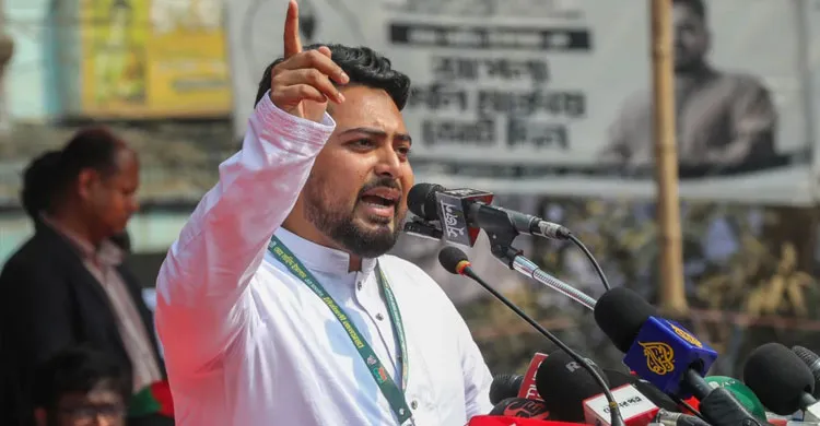 নোট অব ডিসেন্টের সিদ্ধান্ত গণভোটেই হয়ে গেছে: নাহিদ ইসলাম