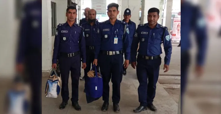 সৈয়দপুরে জামায়াত আমীরের কাছ থেকে উদ্ধার হওয়া ৭৪ লাখ টাকা আদালতে জমা