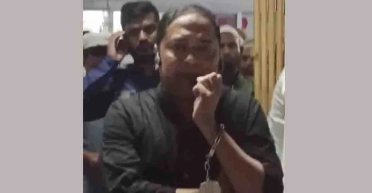 প্যারোলে মুক্তি পেয়ে সাভারে মায়ের জানাজায় রানা