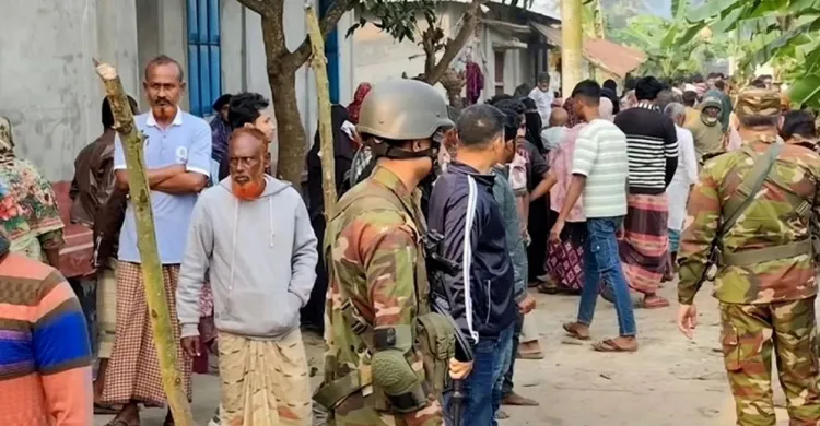 নড়াইলে দুপক্ষের সংঘর্ষে বাবা-ছেলেসহ নিহত ৪