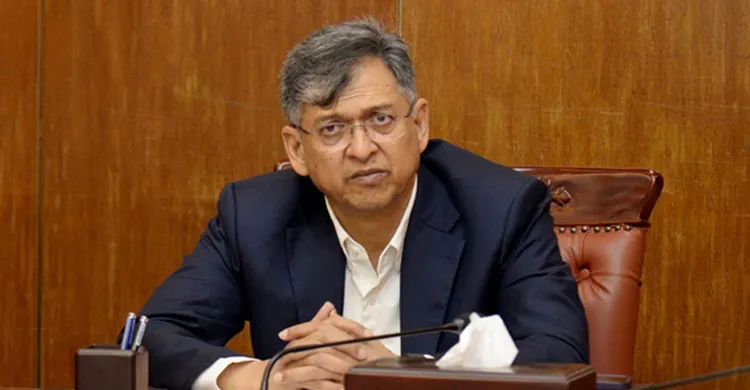 পুলিশের কাজে অবৈধ হস্তক্ষেপ করলে ব্যবস্থা: স্বরাষ্ট্রমন্ত্রী