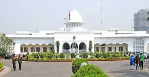 ফের রাষ্ট্রপতির প্রেস সচিব সরওয়ার আলম, এক বছরের চুক্তিতে নিয়োগ