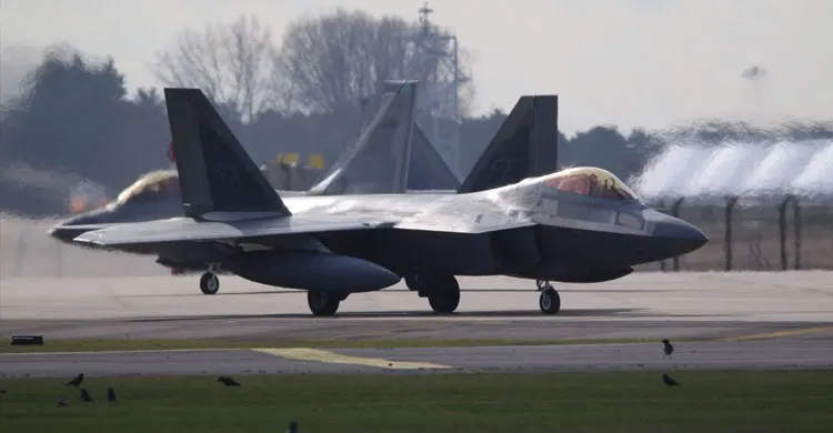 নিজ নাগরিকদের দ্রুত ইসরায়েল ছাড়তে বলল যুক্তরাষ্ট্র