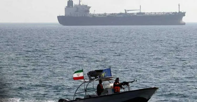 ইরানের ‘পূর্ণ নিয়ন্ত্রণে’এখন হরমুজ প্রণালী