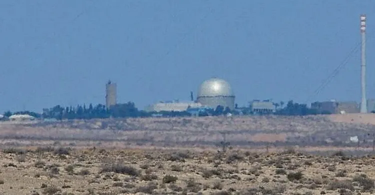 সরকার পতনের চেষ্টা হলে পারমাণবিক স্থাপনায় হামলার হুমকি ইরানের