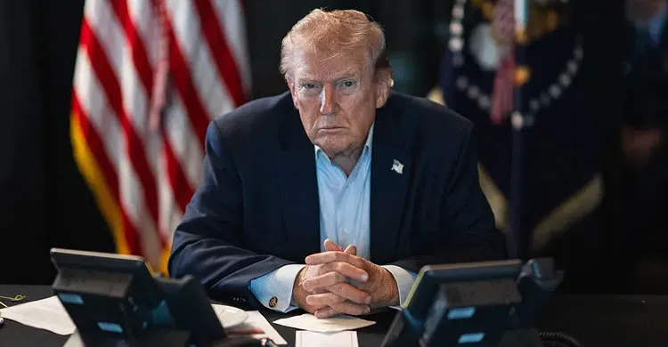 ইরানের ‘নিঃশর্ত আত্মসমর্পণ’ চান ট্রাম্প