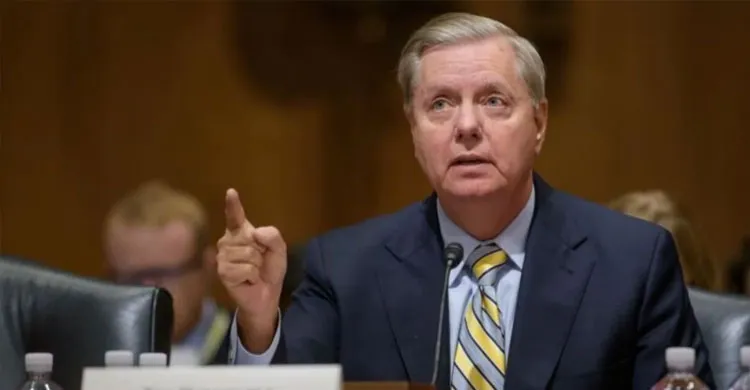 ইরানের শাসন পতন হলে নতুন মধ্যপ্রাচ্য তৈরি হবে: মার্কিন সিনেটর লিন্ডসে গ্রাহাম