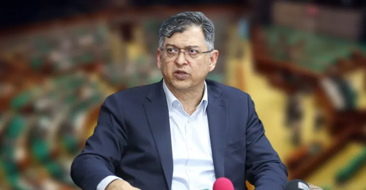 সংবিধান সংস্কার পরিষদ নিয়ে সংসদে আলোচনা হতে পারে: স্বরাষ্ট্রমন্ত্রী