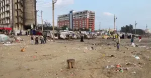 কক্সবাজার সমুদ্র সৈকতে অবৈধ স্থাপনা উচ্ছেদ অভিযান