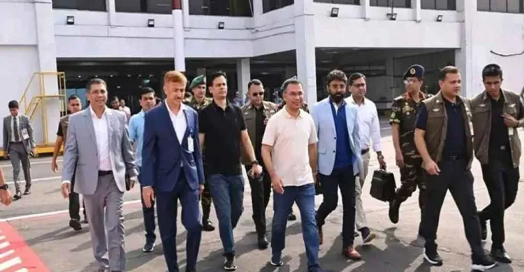 সৈয়দপুর বিমানবন্দরে ফ্রি ওয়াই-ফাই সেবার উদ্বোধন করলেন প্রধানমন্ত্রী