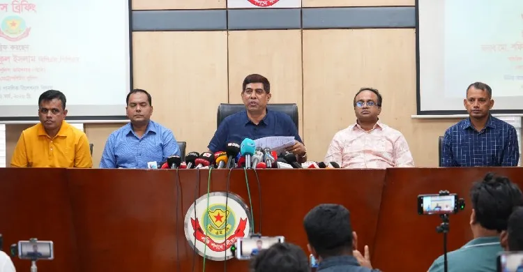 প্রধানমন্ত্রীর উপদেষ্টা পরিচয়ে প্রতারণা, গ্রেফতার ১