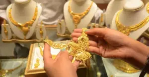 ৬ ঘণ্টার ব্যবধানে আবারও বাড়ল সোনার দাম