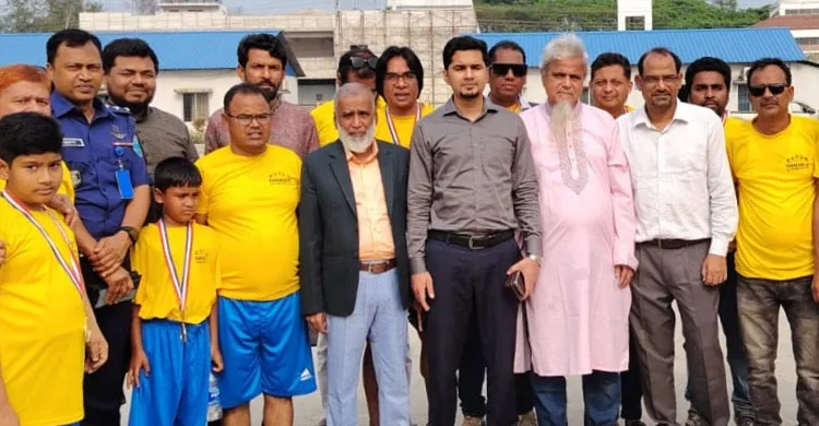 যমুনার বালুচরে সাংবাদিকদের প্রীতি ফুটবল ম্যাচ অনুষ্ঠিত