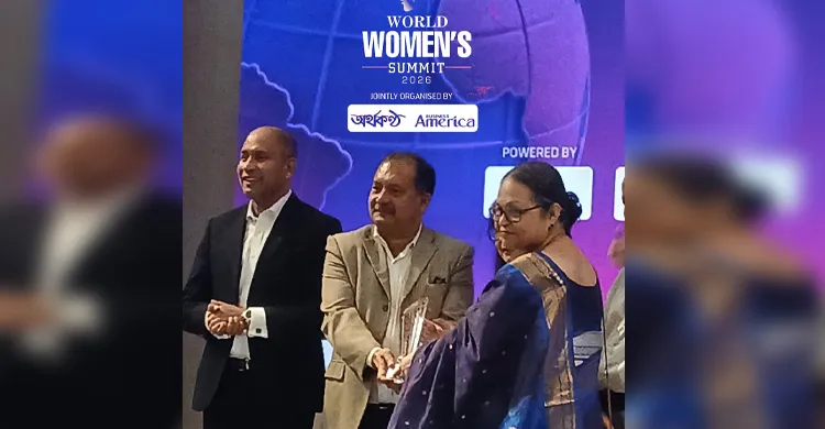 স্বপ্নজয়ী নারী সম্মাননা পেলেন প্রীতি চক্রবর্তী