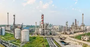 বন্ধের হুমকিতে ইস্টার্ন রিফাইনারি