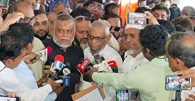 সুরঞ্জিত সেনগুপ্তের হামলা মামলা: সিলেটের আদালতে আরিফ-বাবর-গৌছ