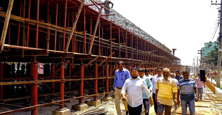 ফ্লাইওভারসহ বিভিন্ন উন্নয়ন কাজ পরিদর্শন করলেন রাসিক প্রশাসক