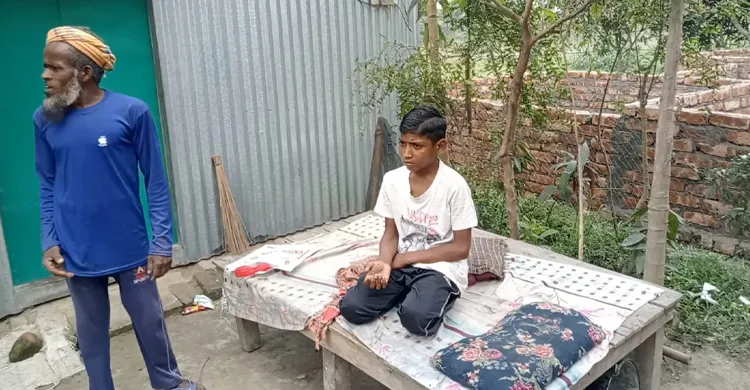 নিকলীতে পাগলা কুকুরের তাণ্ডব: শিশুসহ আহত ৫