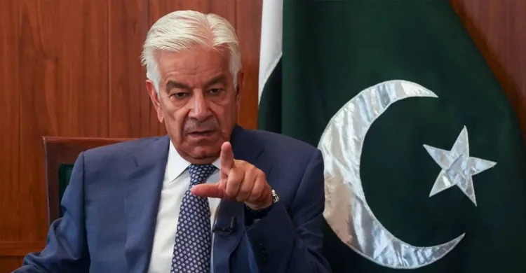 ইসরায়েলকে ‘মানবতার জন্য অভিশাপ’ বললেন খাজা আসিফ