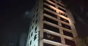 বনানীতে বহুতল ভবনের আগুন নিয়ন্ত্রণে