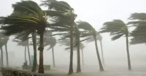 সারাদেশে ঝড়ো হাওয়াসহ বজ্রবৃষ্টির সম্ভাবনা, বাড়তে পারে তাপমাত্রা