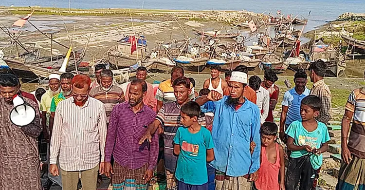 ভোলার দৌলতখানে জেলেদের মাঝে চাল বিতরণে অনিয়মের অভিযোগে তদন্ত কমিটি গঠন