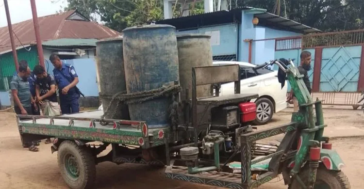 শেরপুরে অবৈধ মজুদের জন্য ৮৩৫ লিটার ডিজেল জব্দ, ১ লাখ টাকা জরিমানা