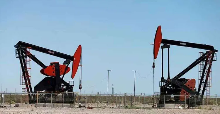 হরমুজ প্রণালিতে উত্তেজনা, বিশ্ববাজারে জ্বালানি তেলের দামে ঊর্ধ্বগতি