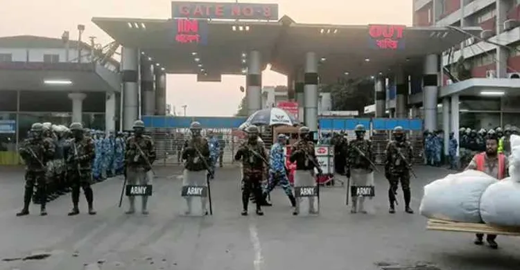 ৮ বিমানবন্দরসহ গুরুত্বপূর্ণ স্থাপনায় নিরাপত্তা জোরদার