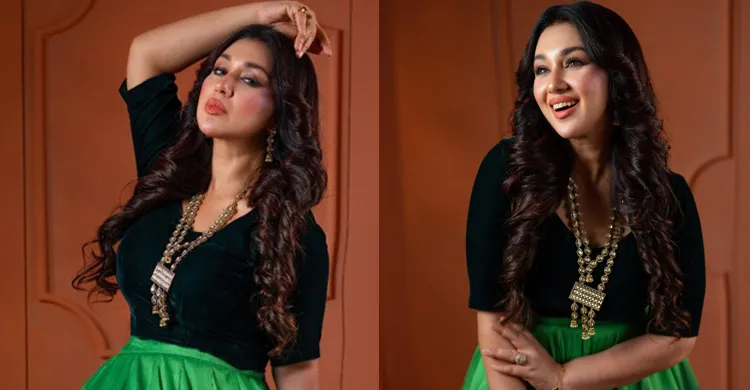 আধুনিক লুকে অপু বিশ্বাস, ভাইরাল নতুন ছবি