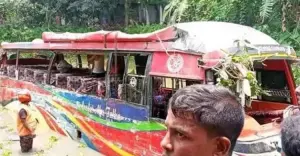 কুষ্টিয়ার বাস-ডাম্পট্রাক সংঘর্ষে নিহত ৪