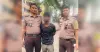 গোলাপবাগ মোড়ে স্বর্ণের দুল ছিনতাই: পুলিশ সার্জেন্টের সাহসিকতায় ছিনতাইকারী আটক