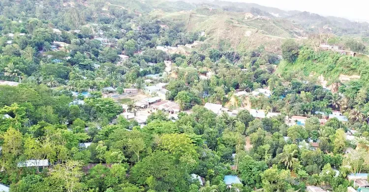 চট্টগ্রামের জঙ্গল সলিমপুরে র‍্যাবের ক্যাম্পে ‘ইয়াসিন বাহিনীর গুলি’
