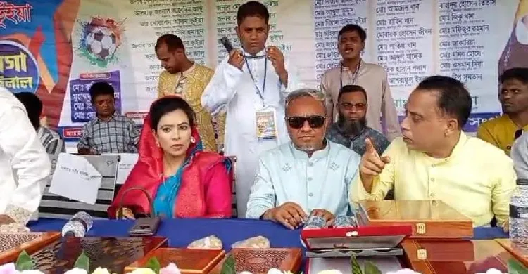 আখাউড়ায় কবীর আহমেদ ভূঁইয়া ফুটবল টুর্নামেন্টের মেগা ফাইনালে নেতৃবৃন্দের মিলনমেলা