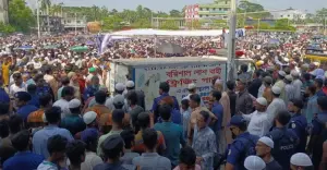 তোফায়েল আহমেদকে বাবা-মায়ের কবরের পাশে দাফন, ভোলায় শেষ জানাজা সম্পন্ন