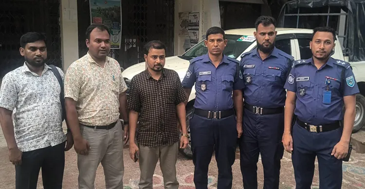 গোবিন্দগঞ্জে মেয়াদোত্তীর্ণ ঔষধ বিক্রির দ্বায়ে জরিমানা, মালিকের কারাদণ্ড
