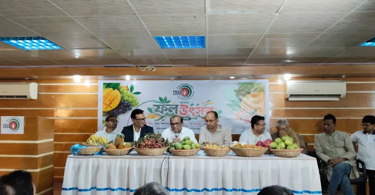 ক্র্যাবের ফল উৎসব: দেশীয় ফলের সমাহারে মিলনমেলা