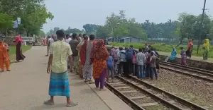 জয়পুরহাটে  ট্রেনে কাটা পড়ে যুবকের মৃত্যু