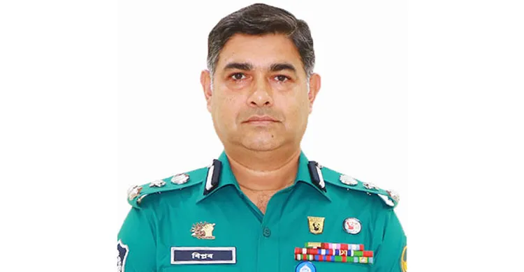 ডিআইজি বিপ্লব তালুকদার বরখাস্ত