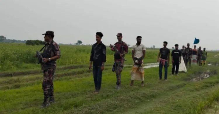 দৌলতপুর সীমান্তে পুশইনের চেষ্টা, প্রতিহত করল বিজিবি-জনতা