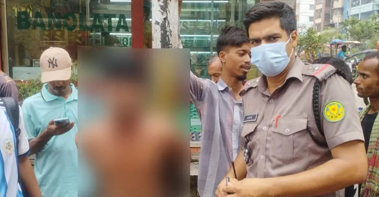 মিরপুরে ছিনতাইকালে হাতেনাতে এক ছিনতাইকারীকে আটক করেছে ট্রাফিক পুলিশ