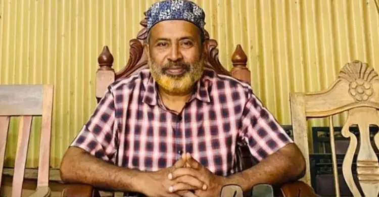 কিশোরগঞ্জে উপজেলা বিএনপির সভাপতিকে বাড়ির সামনে কুপিয়ে হত্যা