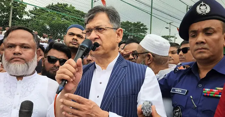 বন্যাদুর্গতদের পাশে সরকার, পুনর্বাসনে নেওয়া হবে প্রয়োজনীয় ব্যবস্থা: স্বরাষ্ট্রমন্ত্রী
