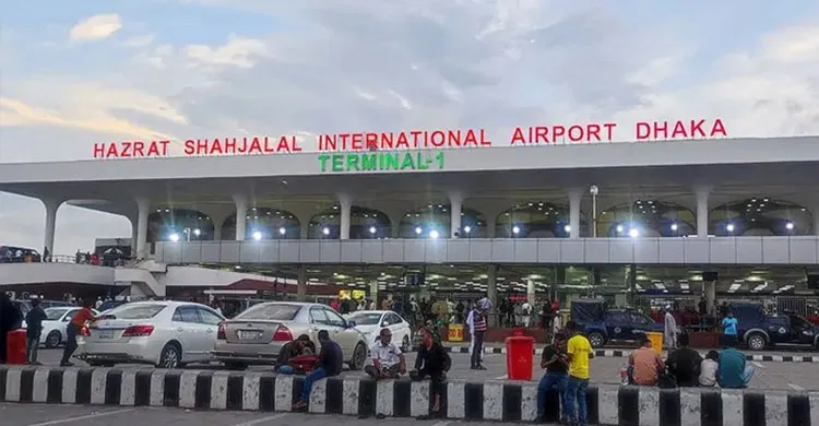 শাহজালাল বিমানবন্দরে ফলের ক্যারেট থেকে প্রায় ১৬ কেজি স্বর্ণের বার জব্দ