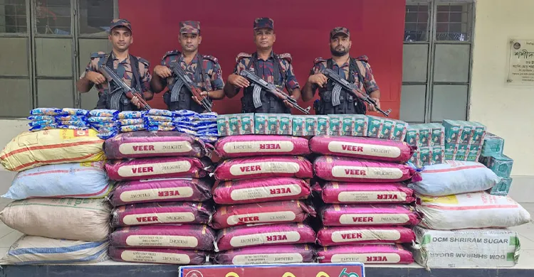 ব্রাহ্মণবাড়িয়া-কুমিল্লা সীমান্তে বিজিবির অভিযানে ৩০ লাখ টাকার চোরাচালানি পণ্য জব্দ