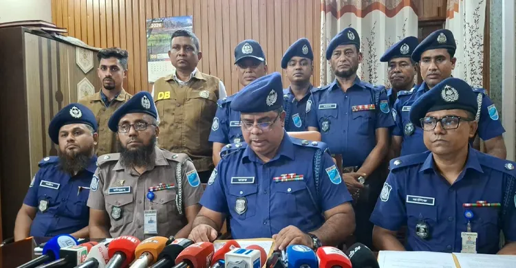নরসিংদীতে ডাকাতি ও খুনের রহস্য উদঘাটন, গ্রেফতার ৭