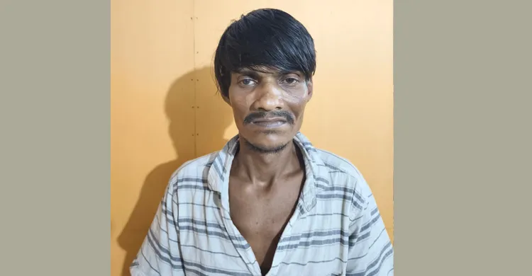 নরসিংদীতে পুলিশের জালে শীর্ষ সন্ত্রাসী