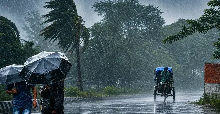 ঢাকায় দুপুরের মধ্যে বজ্রসহ বৃষ্টির সম্ভাবনা